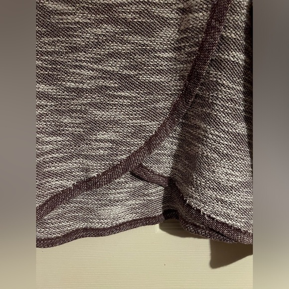 Calvin Klein performance sweater, tulip front, purple, size large - Picture 4 of 8